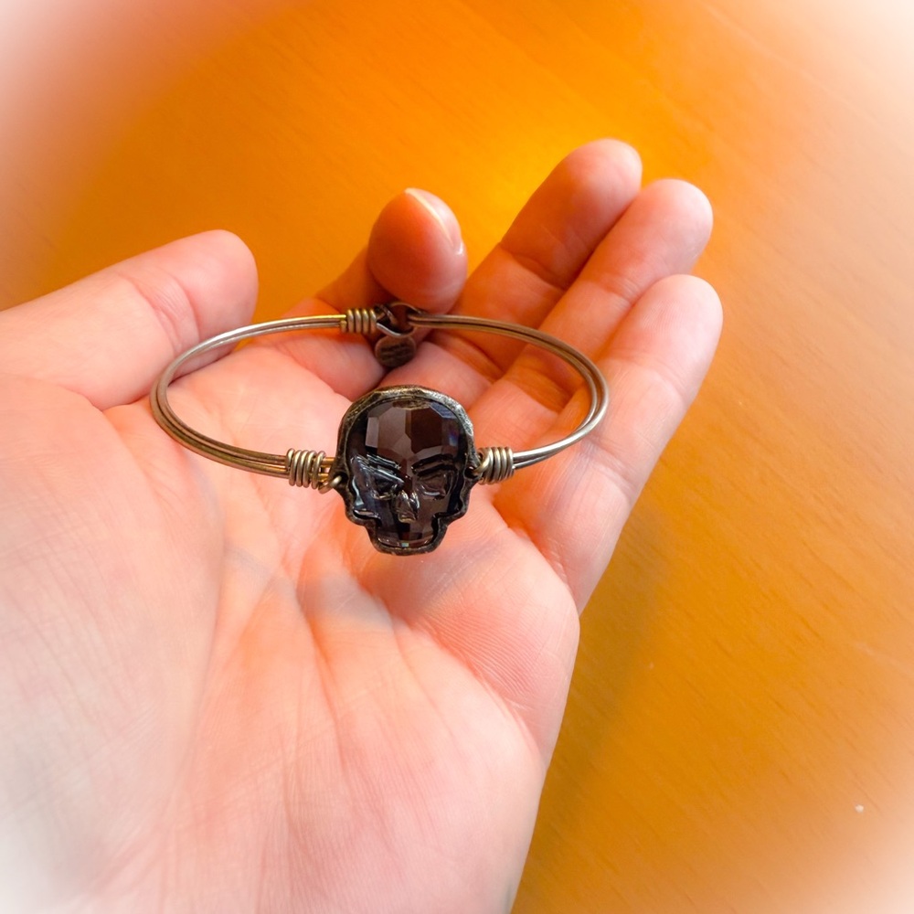 Gray Skull Bracelet